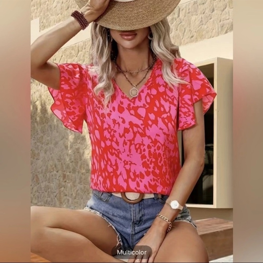SHEIN Pink Flutter Sleeve Boxy Blouse